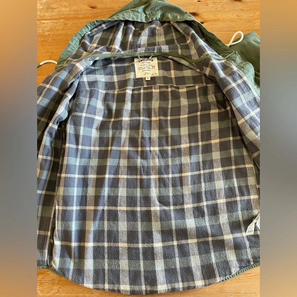 Fat Face Olive Hooded, Flannel-Lined Shirt Jacket - Picture 3 of 7